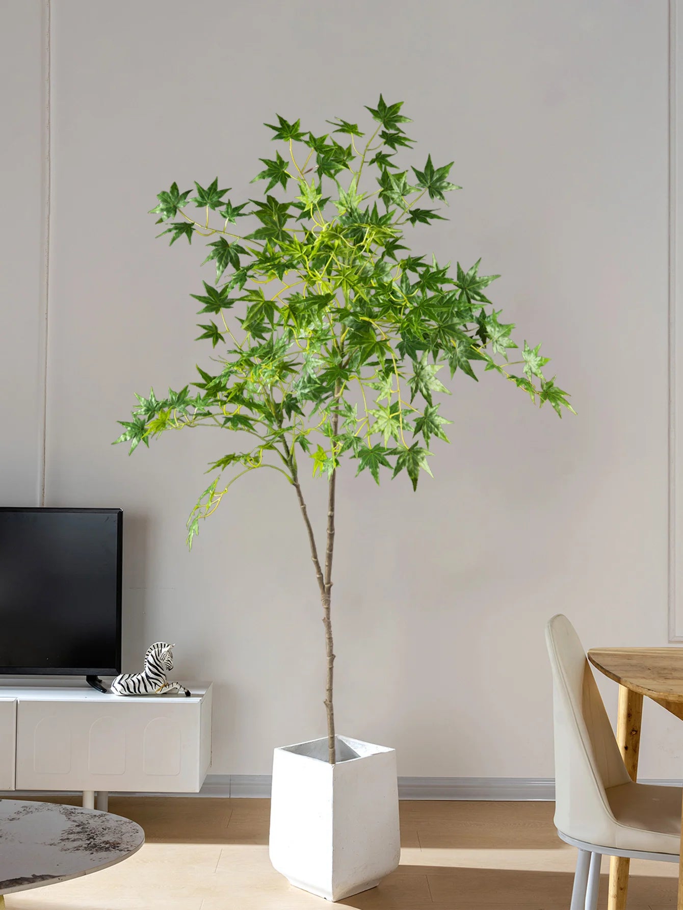 Artificial Maple Tree in White Planter for Indoor Decoration and Home Styling