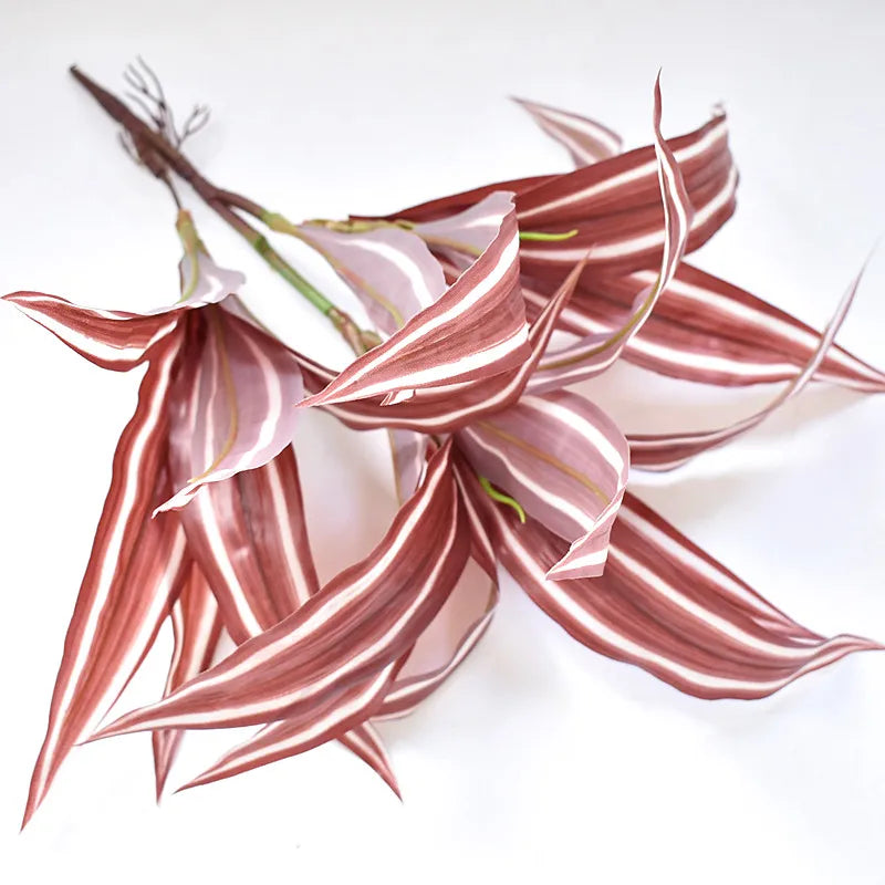 Realistic Mağazam striped leaf floral arrangement in pink and white for home decor