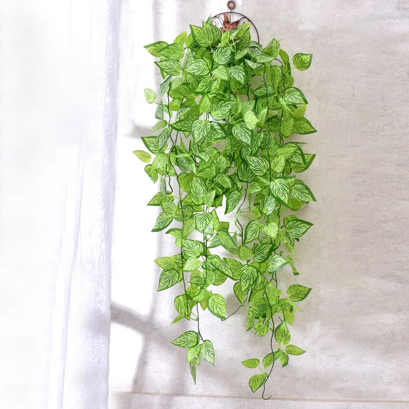 Artificial Green Hanging Pothos Plant with Lush Leaves for Indoor Decoration