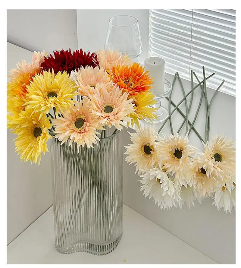Beautiful Gerbera artificial flower 2025 bouquet in a clear vase showcasing vibrant colors
