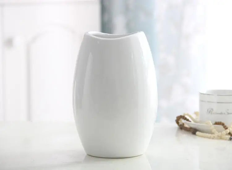Elegant White Ceramic Vase by Mağazam for Home Decor and Floral Arrangements