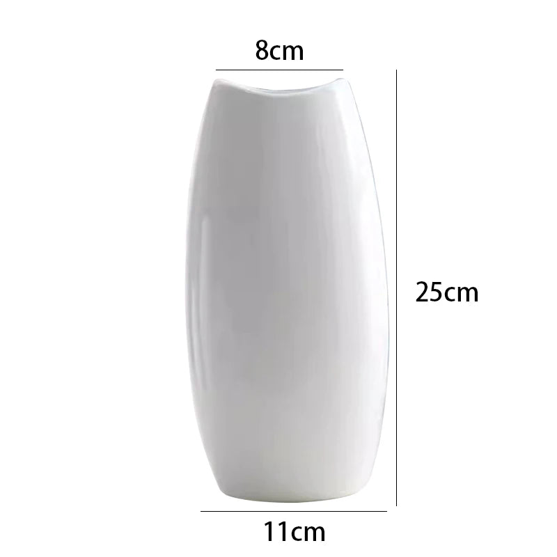 Elegant white ceramic vase by Mağazam, 25cm tall with a sleek design, perfect for floral arrangements